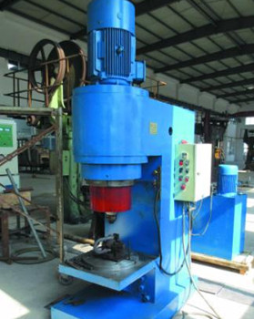 購買氣壓鉚接機需要多少錢？