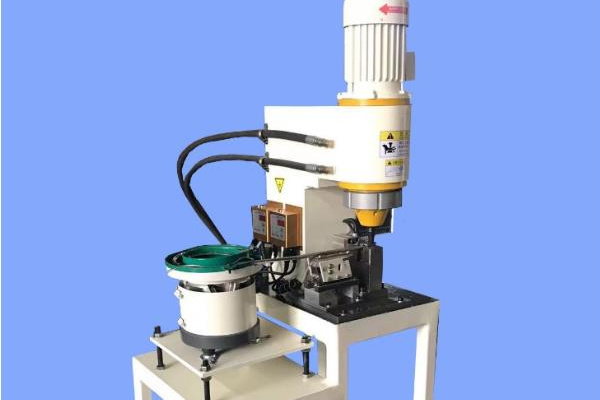 自動送料鉚接設(shè)備到底有哪些優(yōu)勢？ 圖2