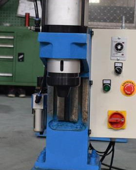 采購一臺液壓鉚接機要多少錢？