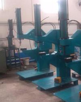 寧波買一臺鉚接機(jī)需要多少錢？