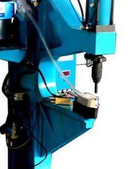 導(dǎo)致自動(dòng)鉚接機(jī)故障的原因有哪些？