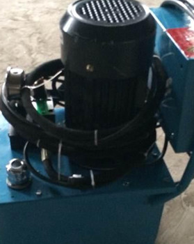 鉚接機(jī)脫模困難怎么辦？鉚接點(diǎn)容易撕裂怎么辦？