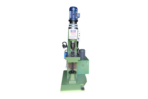 溫州大型液壓鉚接機(jī)